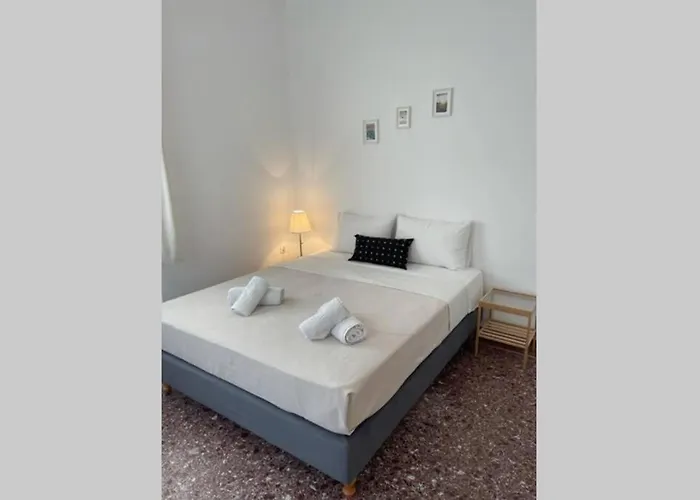 Panos Modern 3-bedroom Ándros